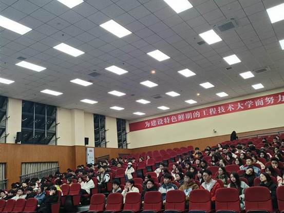 ˵��: 11C5086F22470F47017EE1CE7B822101