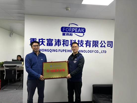 ˵��: 16b949f85c78f0f73156af5103beba9