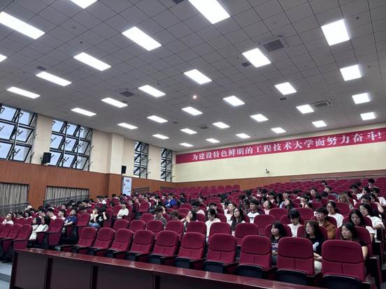 ˵��: b2638733a8f1266987a4c3dc5294f9fe